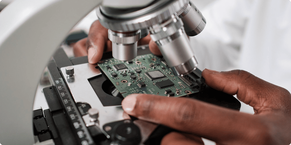 Que faire lorsque votre microscope optique refuse de s'allumer ?