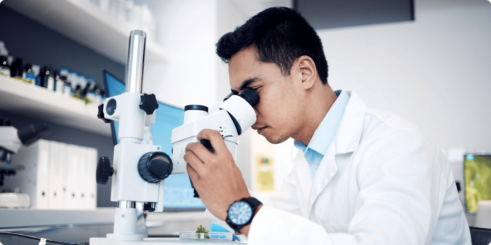 Comprendre le principe du microscope à force atomique